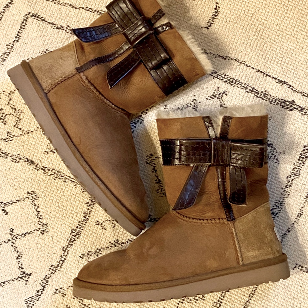 UGG Bow Boot
